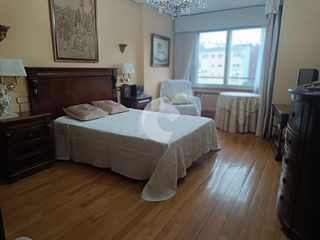 Piso en venta en Centro en Ourense