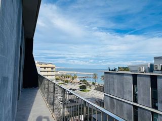 Dúplex en alquiler en Port en Badalona