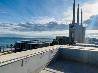Dúplex en alquiler en Port en Badalona