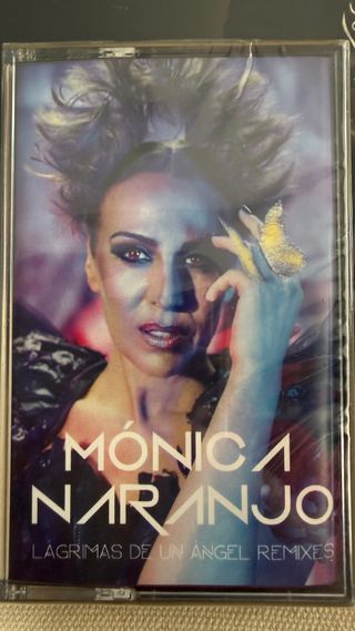 Lote MN Mónica Naranjo: Libro, CD, DVD, cassette