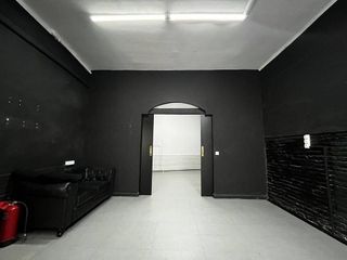 Local comercial en alquiler en Sant Adrià de Besos