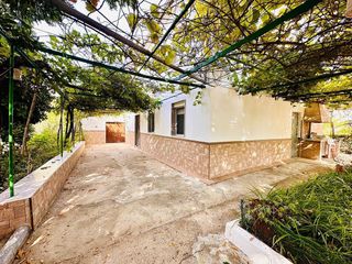 Cortijo en venta en Loja