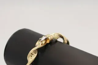 Pulsera rizada dorada