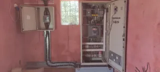 Técnico en electricidad de mantenimiento industria