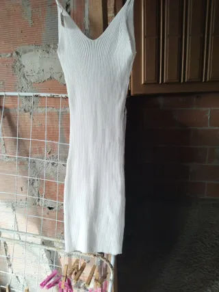 Vestido blanco de niña
