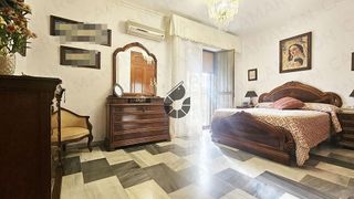 Casa adosada en venta en Gelves