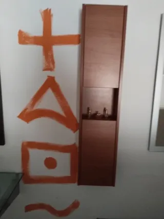 Mueble de baño de madera