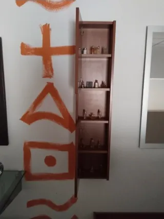 Mueble de baño de madera