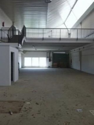 Nave industrial en alquiler en Palmete en Sevilla