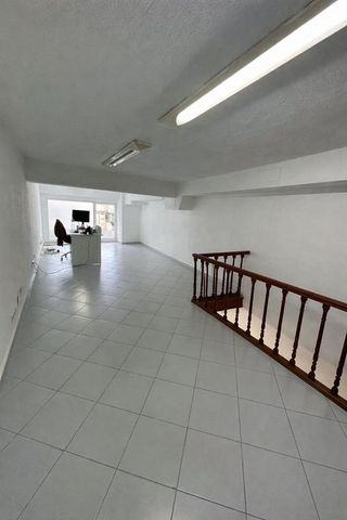 Local comercial en alquiler en Centro en Torrelavega