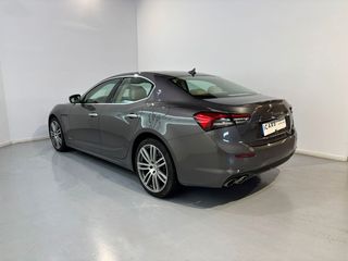 Maserati Ghibli 2.0 L4 HybridGasolina 243kW 330CV
