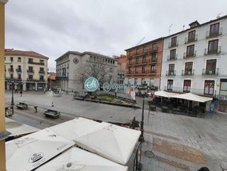 Local comercial en alquiler en Centro en Segovia