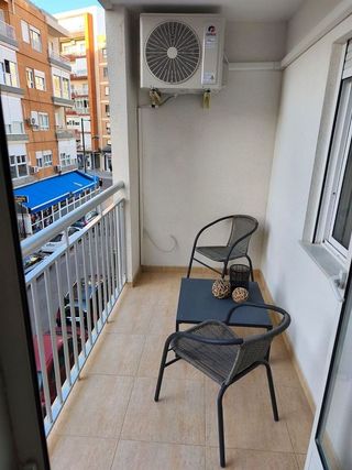 Piso en alquiler en Ciudad Jardín - Tagarete - El Zapillo en Almería