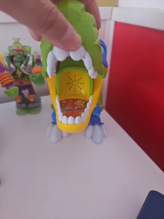 Lote Superthings Dinosaurios  25 e sonido y luz