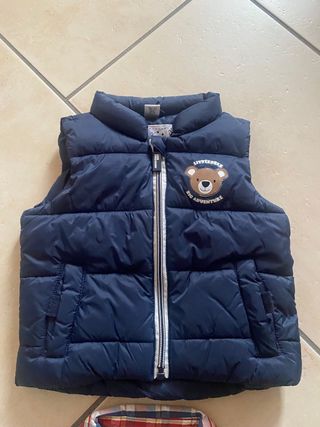 Giubbino smanicato e camicia bimbo 6-9 mesi