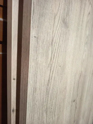 Encimera aglomerado diseño madera vetas naturales