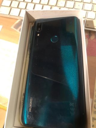 Huawei Nova 5T con pantalla rota