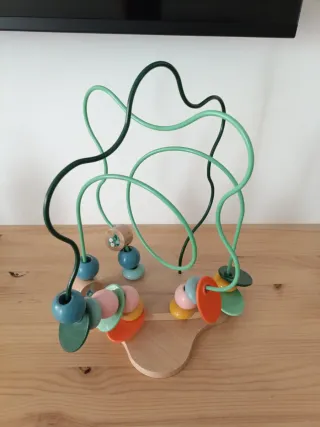 Juguetes de madera para bebé de IKEA