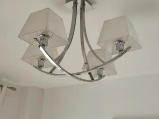 Lámpara de techo moderna plateada