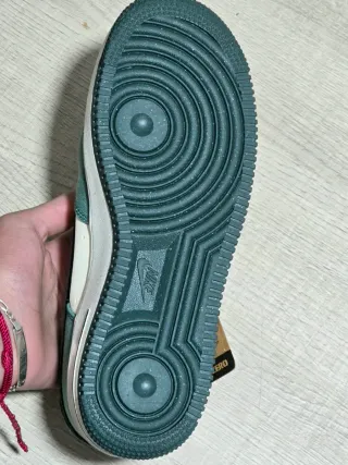 Nike Air Force 1 LV8 3 Verde/Blanco