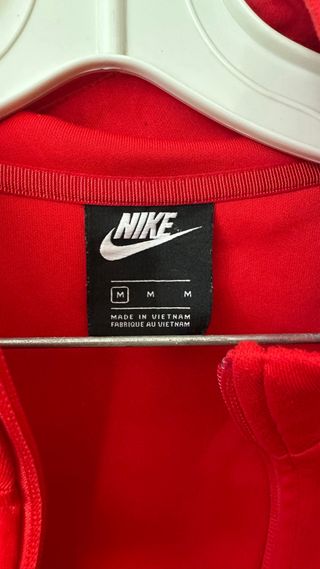 Chaqueta Nike Swoosh Roja Talla M