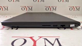 Dell Vostro 15 3510 Laptop