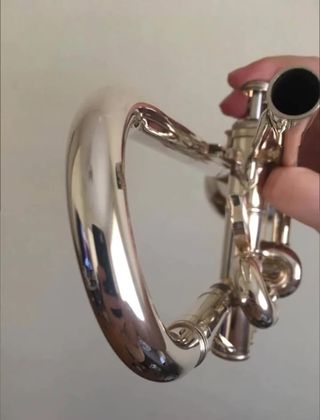 Trompeta Yamaha Custom Mib-Mi 9635