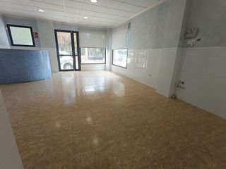 Local comercial en venta en Nules