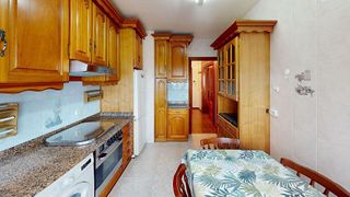 Piso en venta en Cuatro Caminos - Plaza de la Cubela en Coruña (A)