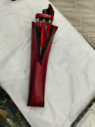 Trípode Stitz Rojo
