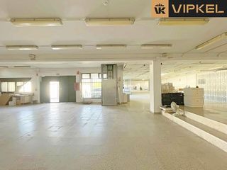 Nave industrial en venta en Poio