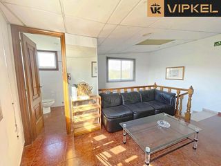 Nave industrial en venta en Poio