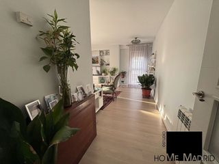 Piso en venta en Valdebernardo - Valderribas en Madrid