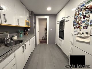 Piso en venta en Valdebernardo - Valderribas en Madrid