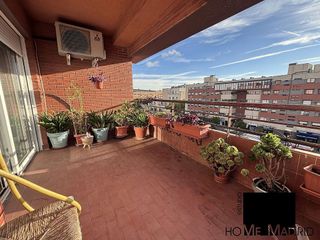 Piso en venta en Valdebernardo - Valderribas en Madrid