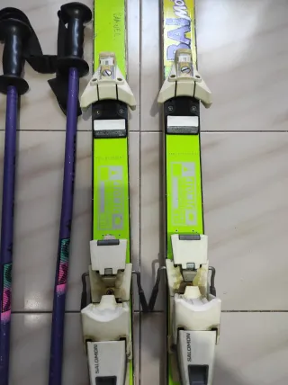 4 pares de esquis. atomic, 2 fishcher y rossignol