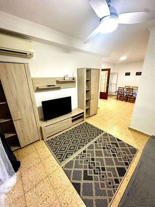 Piso en venta en La Malva-rosa en Valencia