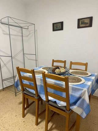 Piso en venta en La Malva-rosa en Valencia