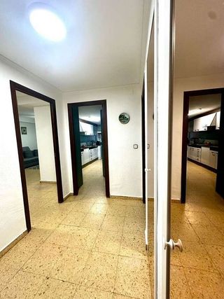 Piso en venta en La Malva-rosa en Valencia