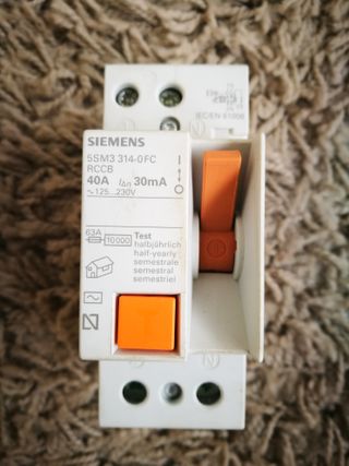 Diferencial Siemens 40A sin usar