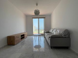 Casa adosada en alquiler en Zona el Higuerón en Benalmádena