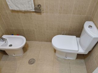 Casa adosada en alquiler en Zona el Higuerón en Benalmádena