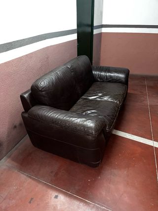 Divano vintage in pelle marrone a 2 posti