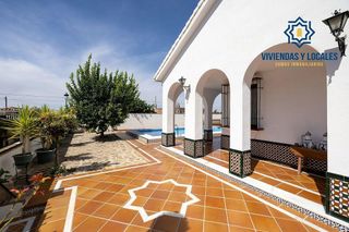 Chalet en venta en Ogíjares