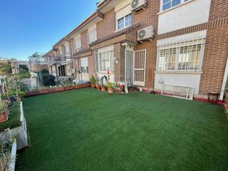 Casa adosada en venta en Sector 3 en Getafe