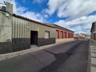 Chalet en venta en Carretera de Córdoba - Libertad en Puertollano