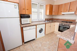 Chalet en venta en La Granja-La Colina-Los Pastores en Algeciras