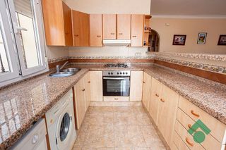 Chalet en venta en La Granja-La Colina-Los Pastores en Algeciras