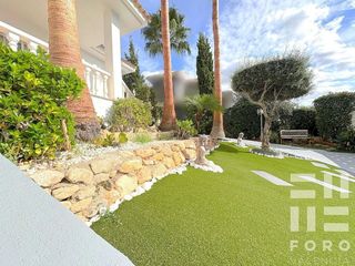 Chalet en venta en Montepilar en Eliana (l´)