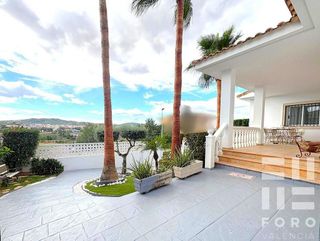 Chalet en venta en Montepilar en Eliana (l´)